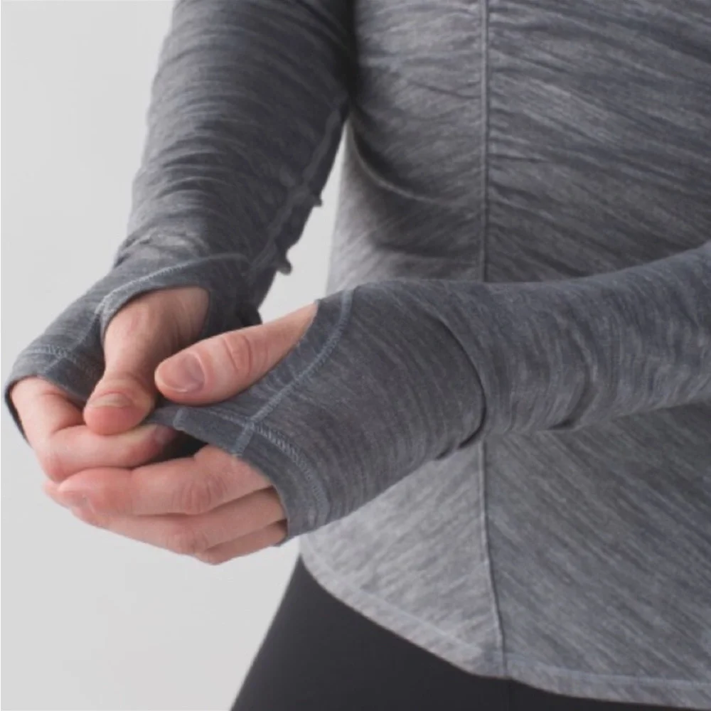 Lululemon Interval Long Sleeve
Heathered Slate - Picture 2 of 6